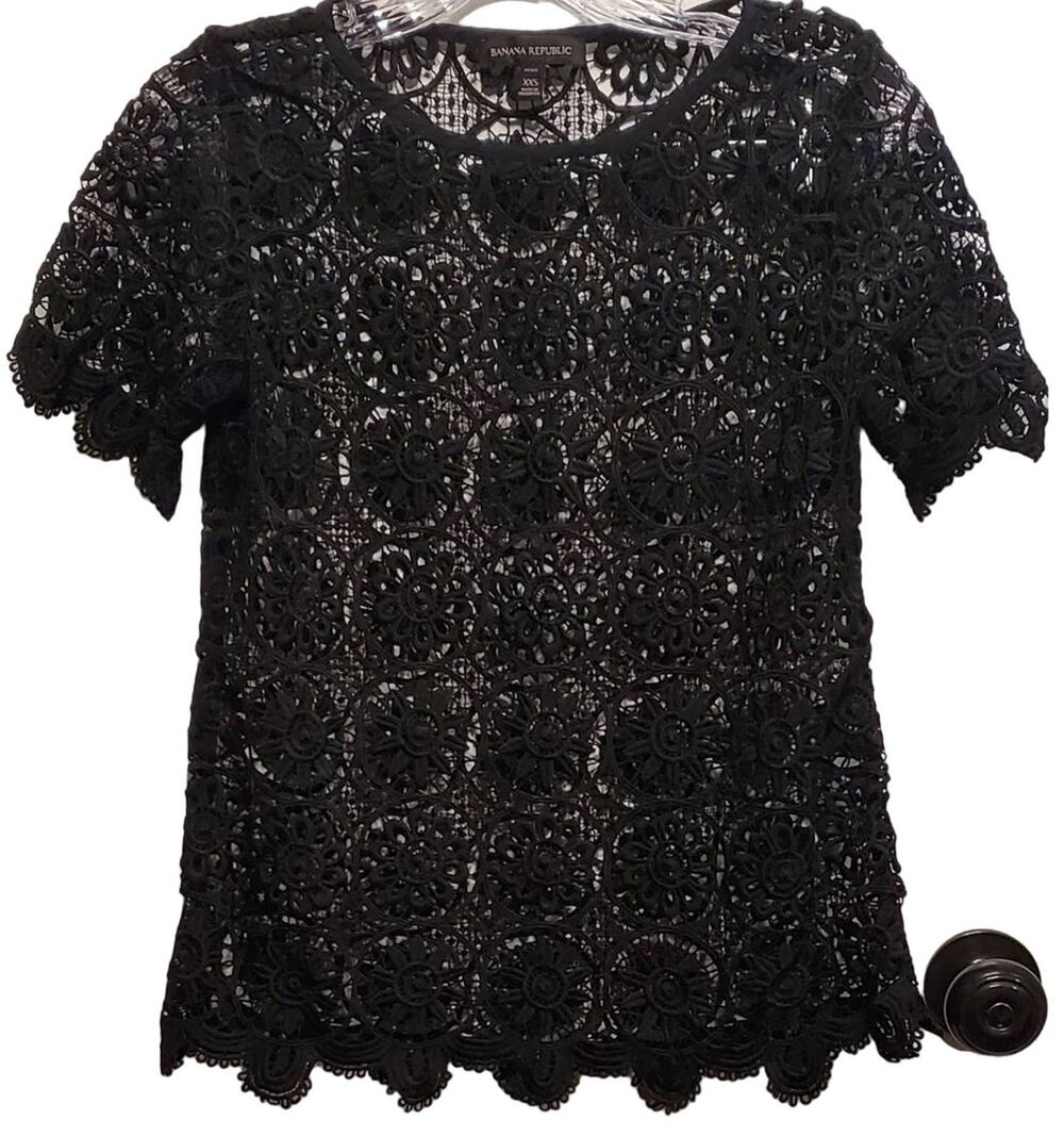 Banana Republic Women's Short Sleeve Lace Overlay Shirt Size XXSmall Petite